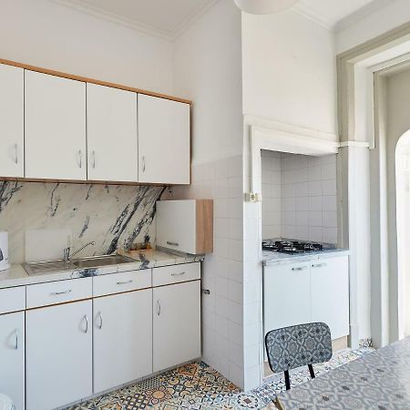 Love Inn Bairro Alto Lisboa Ngoại thất bức ảnh
