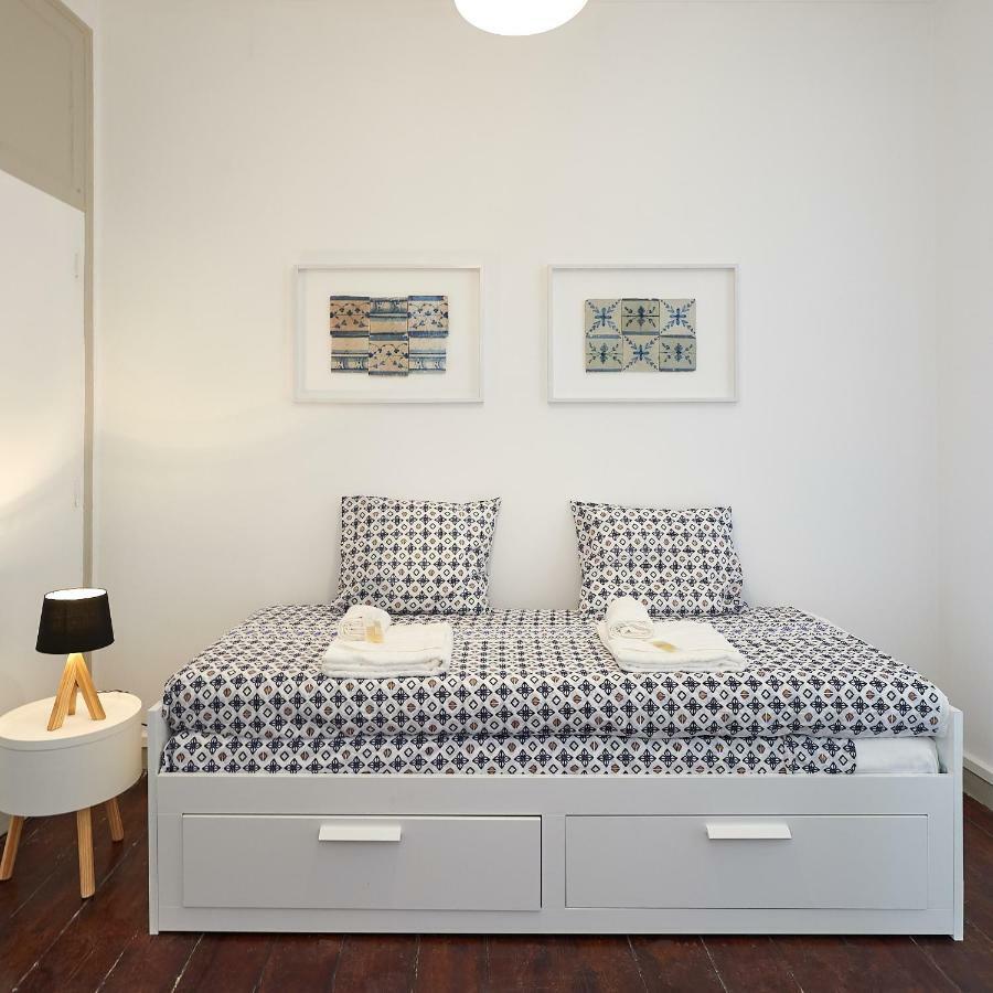 Love Inn Bairro Alto Lisboa Ngoại thất bức ảnh