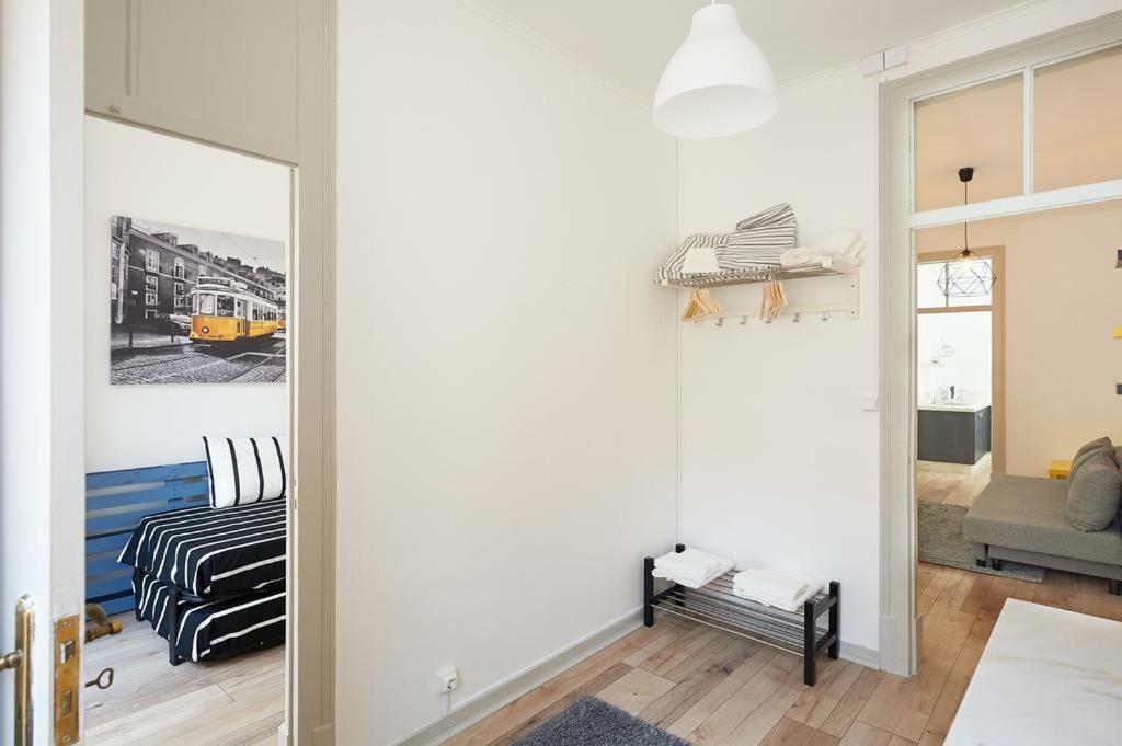 Love Inn Bairro Alto Lisboa Ngoại thất bức ảnh