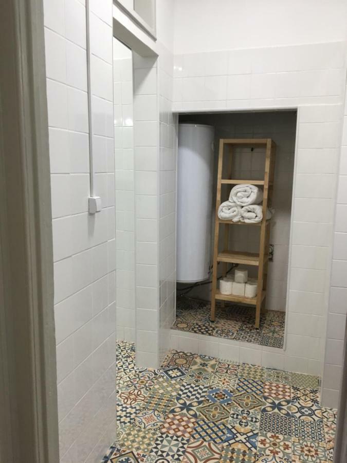 Love Inn Bairro Alto Lisboa Ngoại thất bức ảnh
