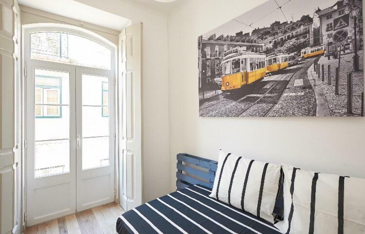 Love Inn Bairro Alto Lisboa Ngoại thất bức ảnh