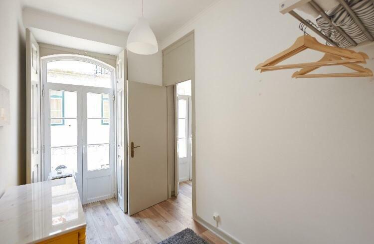 Love Inn Bairro Alto Lisboa Ngoại thất bức ảnh